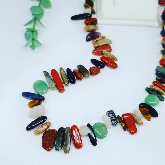 Gorgeous Natural Mixed crystals necklace 😍 - Picture 2 of 4